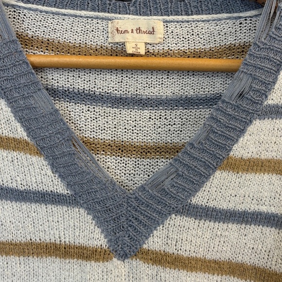 Hem & Thread Striped V-Neck Sweater - Gray and Gold - Picture 3 of 4
